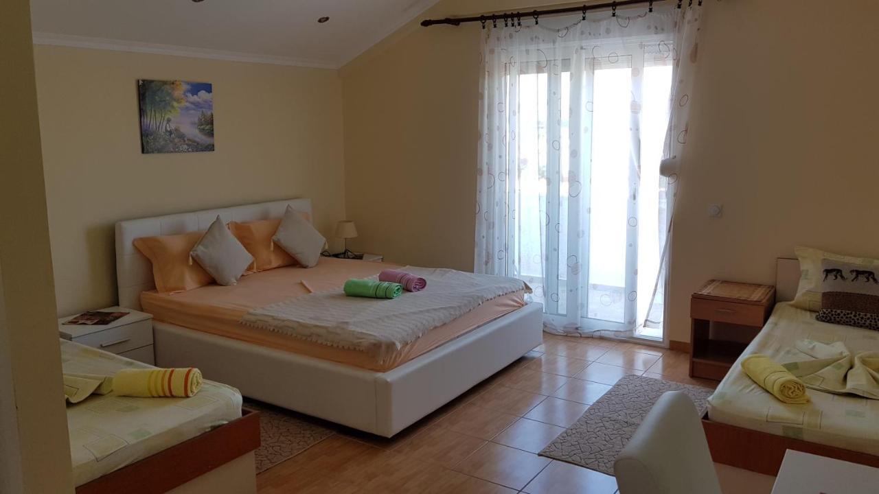 Apartments Belmare Ulcinj Bagian luar foto