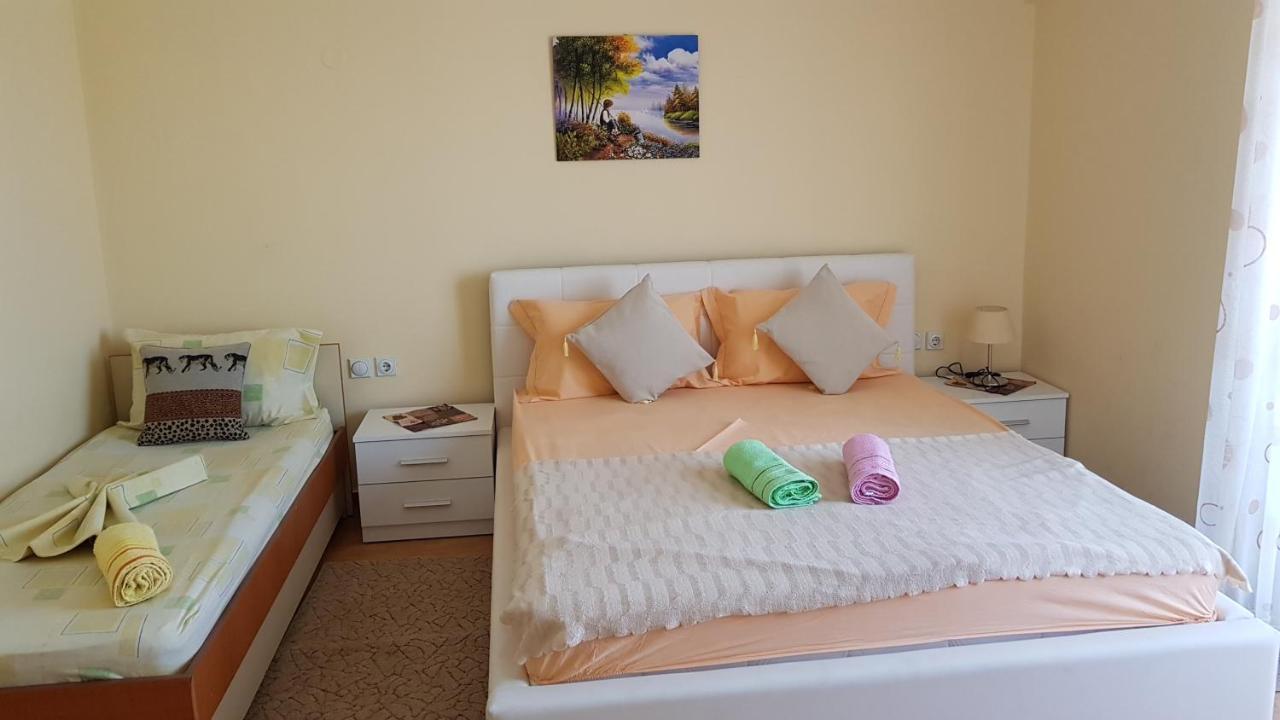 Apartments Belmare Ulcinj Bagian luar foto