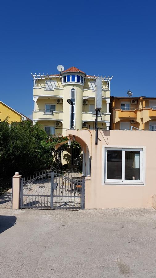 Apartments Belmare Ulcinj Bagian luar foto